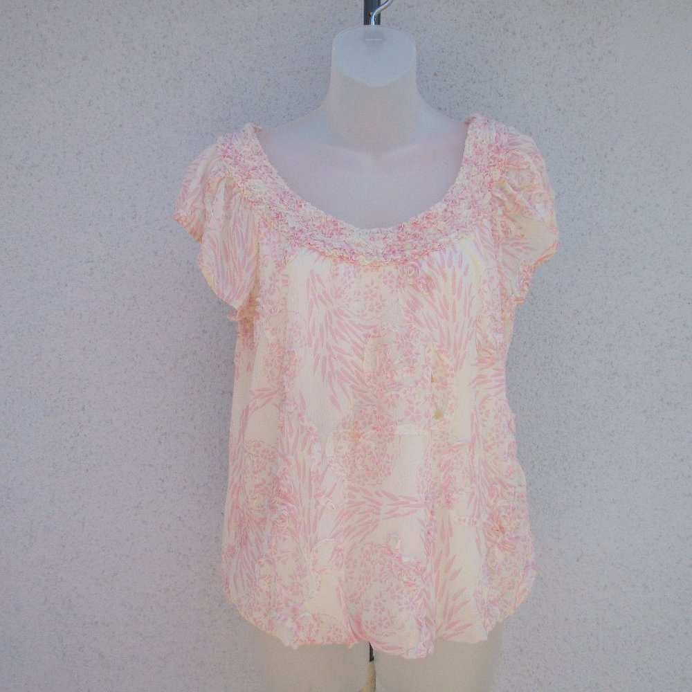 Studio M pale pink cream blouse M